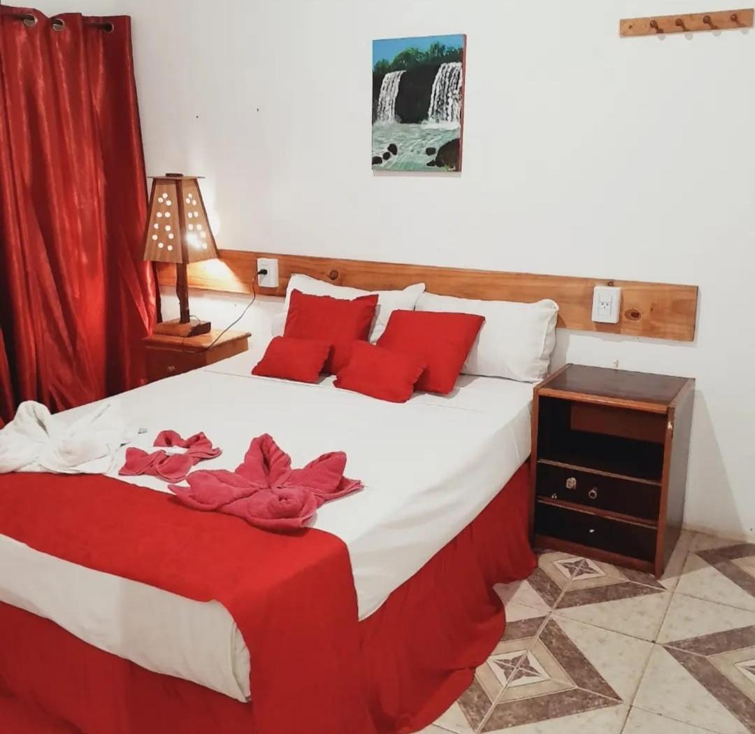 Hostel Damaris Πουέρτο Ιγκουασού Εξωτερικό φωτογραφία