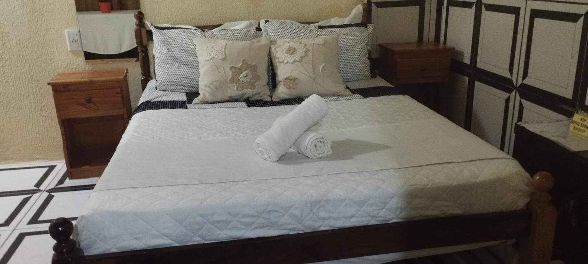 Hostel Damaris Πουέρτο Ιγκουασού Δωμάτιο φωτογραφία